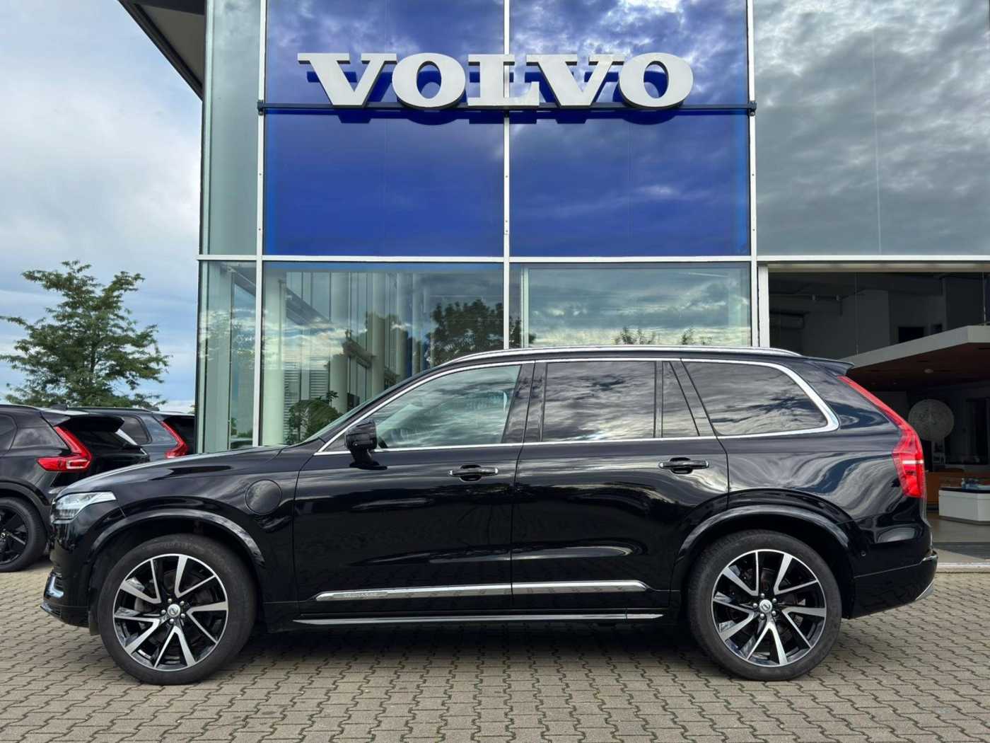 Volvo  T8 Inscription Recharge Plug-In Hybrid AWD