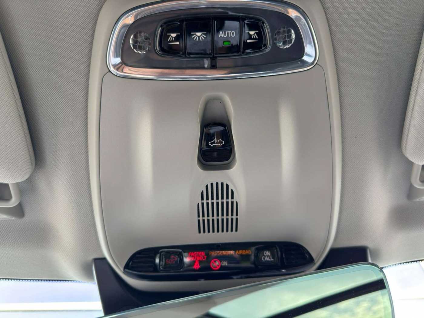Volvo  T8 Inscription Recharge Plug-In Hybrid AWD