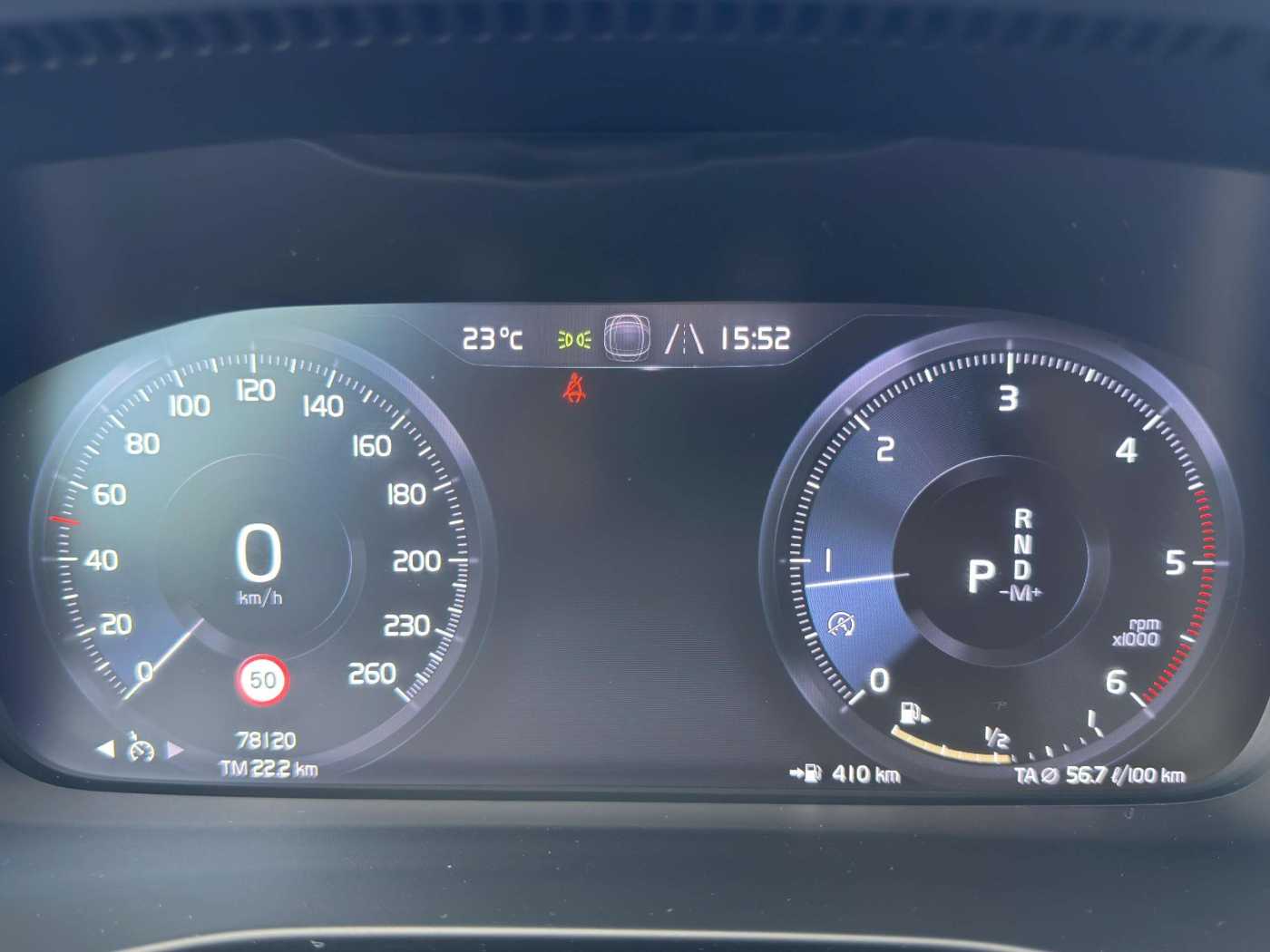 Volvo  D4 Momentum AWD