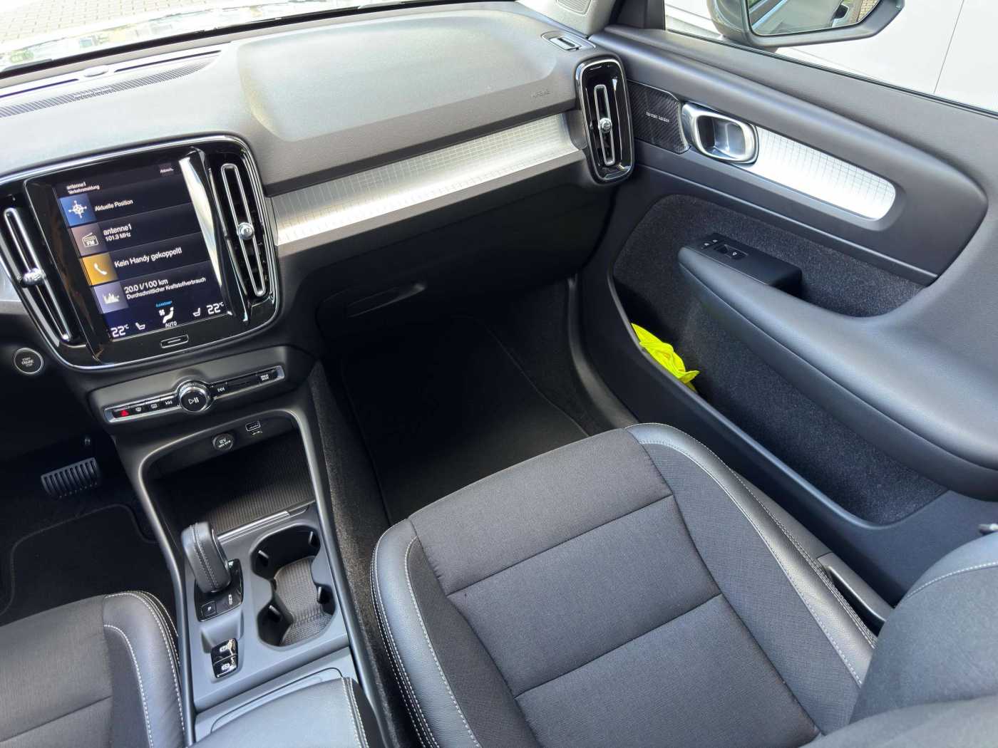 Volvo  D4 Momentum AWD