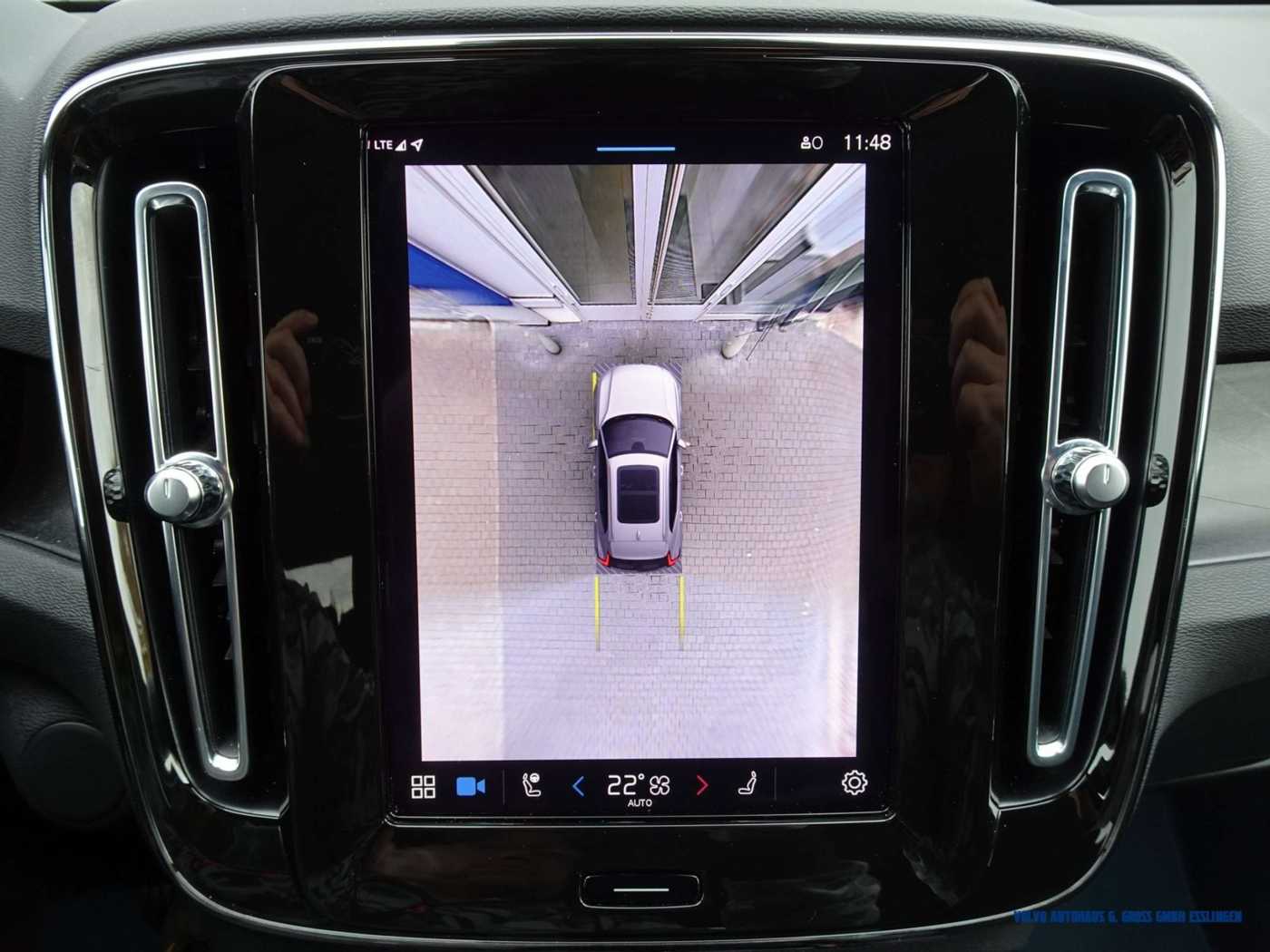 Volvo  AWD Twin Motor Pure Electric Ultimate