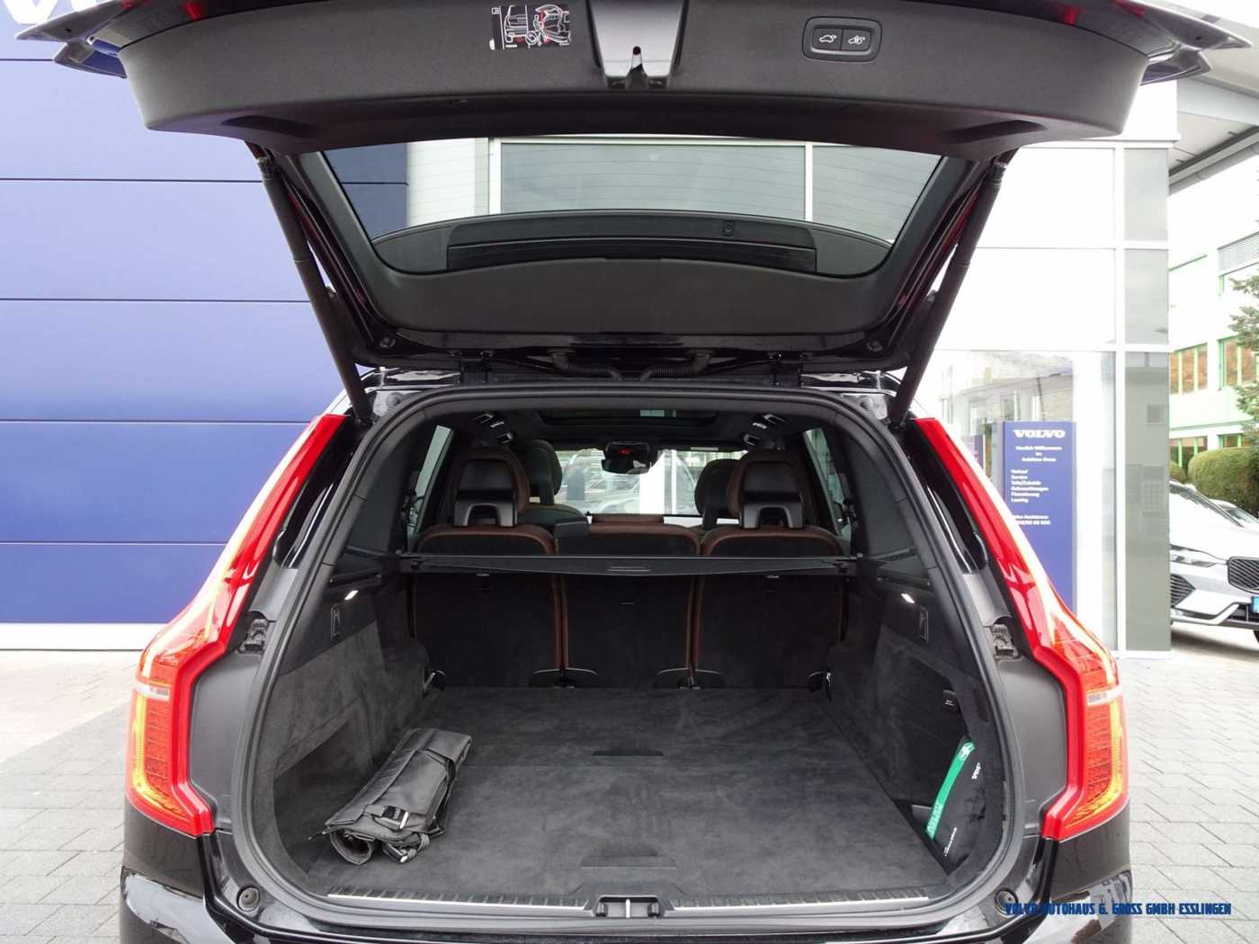 Volvo  B5 AWD Geartronic Momentum Pro