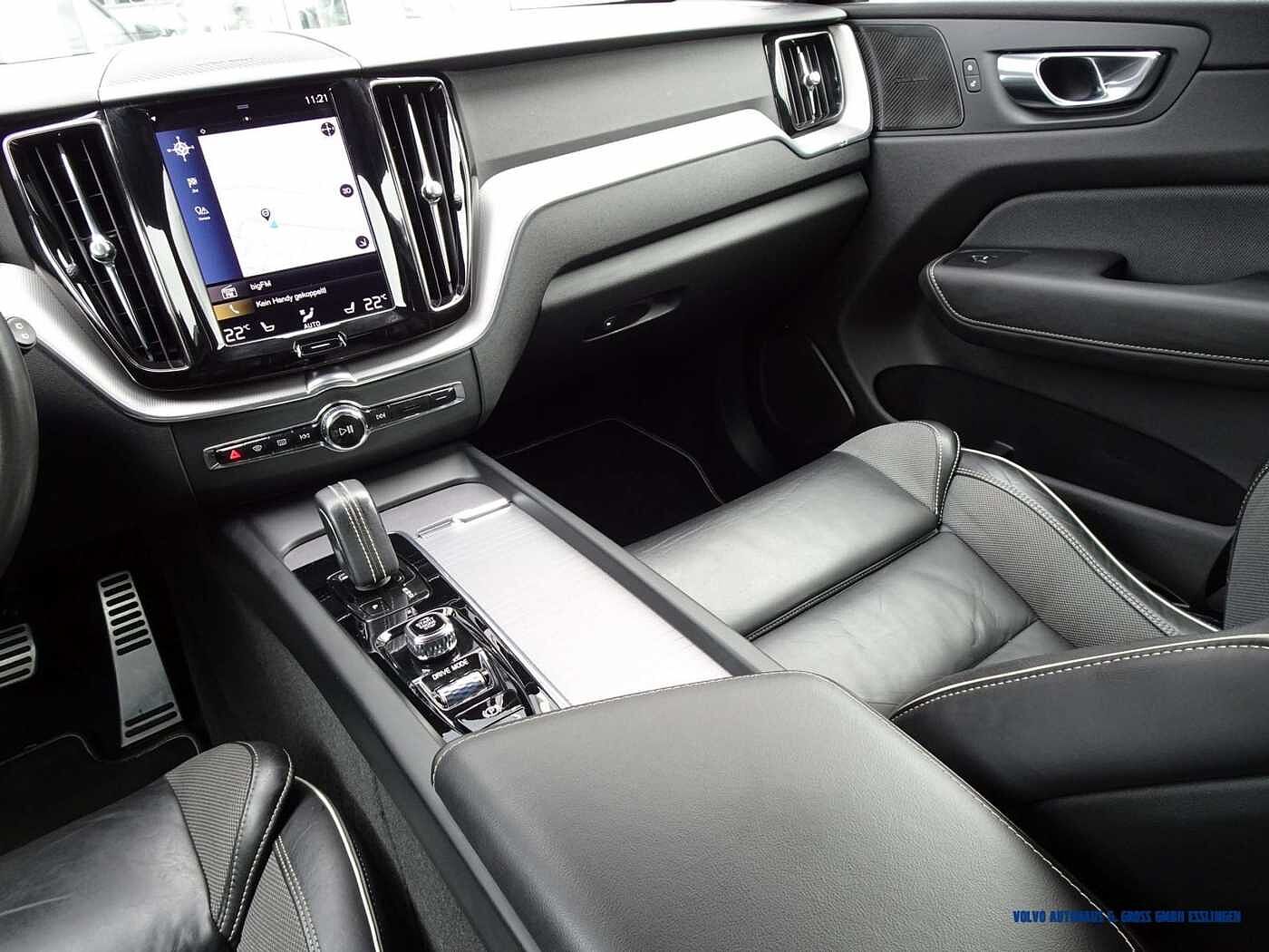 Volvo  B5 AWD Geartronic R-Design