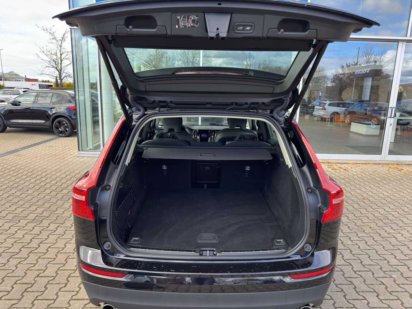 Volvo  B4b Momentum Pro