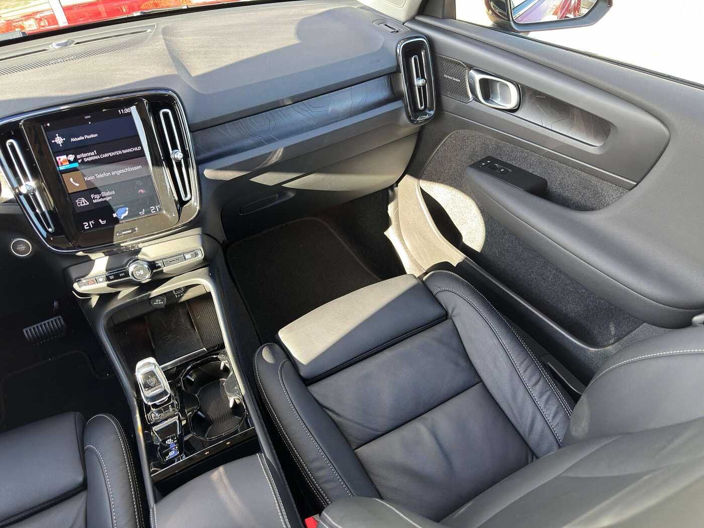 Volvo  T5 Plus Dark Plug-In Hybrid