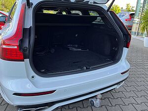 Volvo  T8 AWD Recharge Geartronic R-Design