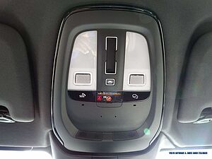 Volvo  B4 Geartronic Ultimate Dark