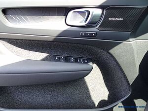 Volvo  Ultimate Recharge Pure Electric Extended Range 2WD