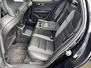 Volvo  T8 R-Design Recharge Plug-In Hybrid AWD