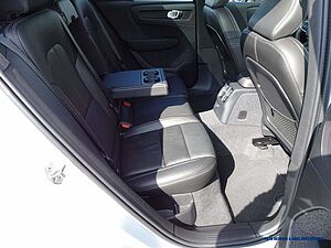 Volvo  T4 Recharge Inscription Expression