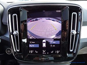 Volvo  T4 Recharge Inscription Expression