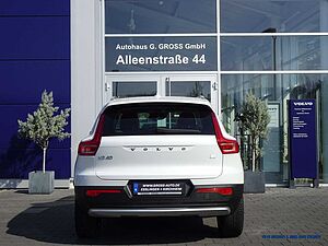 Volvo  T4 Recharge Inscription Expression