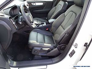 Volvo  T4 Recharge Inscription Expression