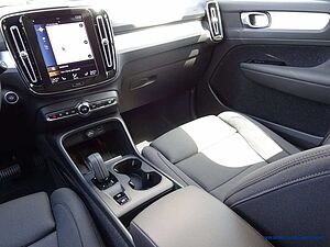 Volvo  T5 Recharge R-Design Expression
