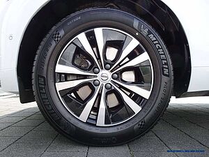 Volvo  B4 Geartronic Momentum Pro