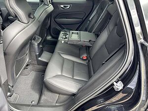 Volvo  T8 Inscription Recharge Plug-In Hybrid AWD