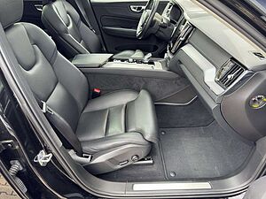 Volvo  T8 Inscription Recharge Plug-In Hybrid AWD
