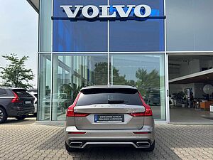 Volvo  T6 R-Design Plug-In Hybrid AWD