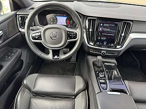 Volvo  T6 R-Design Plug-In Hybrid AWD