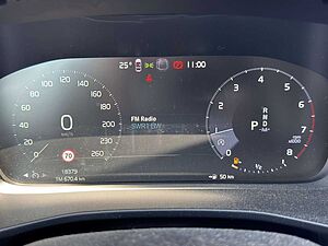 Volvo  T3 Momentum Geartronic 2WD