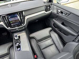 Volvo  B5 Ultimate Bright AWD