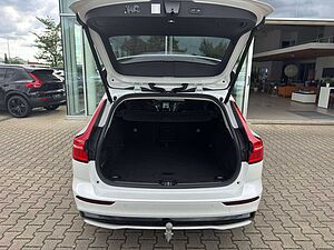 Volvo  T6 Plus Dark Recharge Plug-In Hybrid AWD