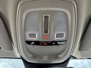 Volvo  T6 Plus Dark Recharge Plug-In Hybrid AWD