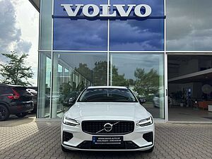 Volvo  T6 Plus Dark Recharge Plug-In Hybrid AWD