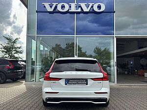 Volvo  T6 Plus Dark Recharge Plug-In Hybrid AWD