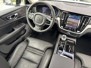 Volvo  T6 Plus Dark Recharge Plug-In Hybrid AWD