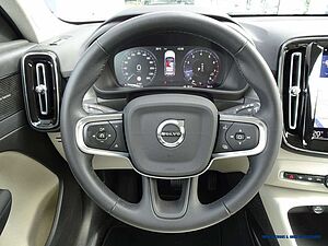 Volvo  T3 Geartronic Inscription