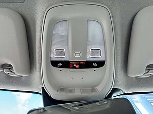 Volvo  B4 Core 2WD