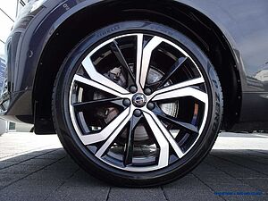 Volvo  B5 Diesel AWD Geartronic R-Design