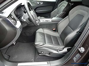 Volvo  B5 Diesel AWD Geartronic R-Design
