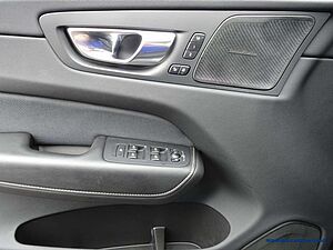 Volvo  B5 Diesel AWD Geartronic R-Design