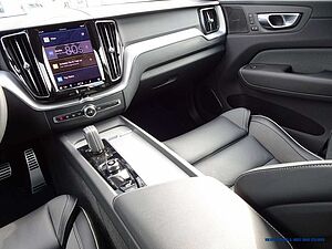 Volvo  T6 AWD Recharge Geartronic R-Design