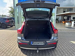 Volvo  D4 Momentum AWD