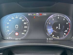 Volvo  T5 R-Design AWD