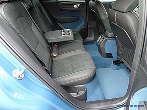 Volvo  AWD Twin Motor Pure Electric Ultimate