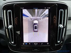 Volvo  AWD Twin Motor Pure Electric Ultimate