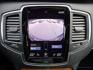 Volvo  B5 AWD Geartronic Momentum Pro