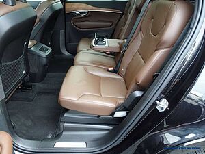 Volvo  B5 AWD Geartronic Momentum Pro