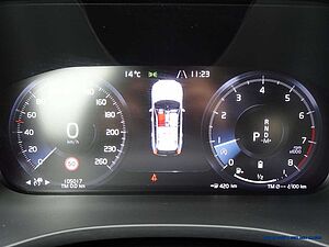 Volvo  B5 AWD Geartronic R-Design