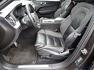 Volvo  B5 AWD Geartronic R-Design