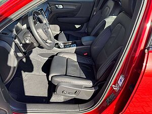 Volvo  T5 Plus Dark Plug-In Hybrid