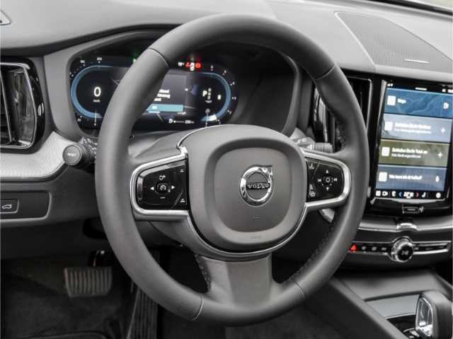 Volvo  Plus Bright AWD B4 Diesel EU6d Allrad StandHZG digitales Cockpit Memory Sitze So