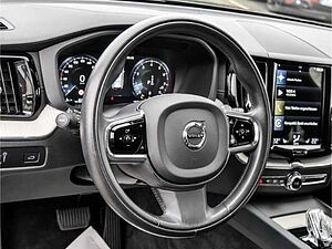 Volvo  Inscription 2WD B4 Benzin Navi Leder digitales Cockpit Memory Sitze Soundsystem