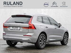 Volvo  Plus Bright AWD B4 Diesel EU6d Allrad StandHZG digitales Cockpit Memory Sitze So