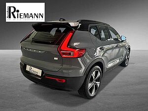 Volvo  R Design Recharge + Parkassistenz-Paket