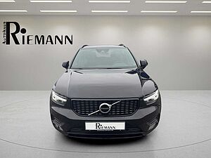 Volvo  R Design + Parkassistenz-Paket